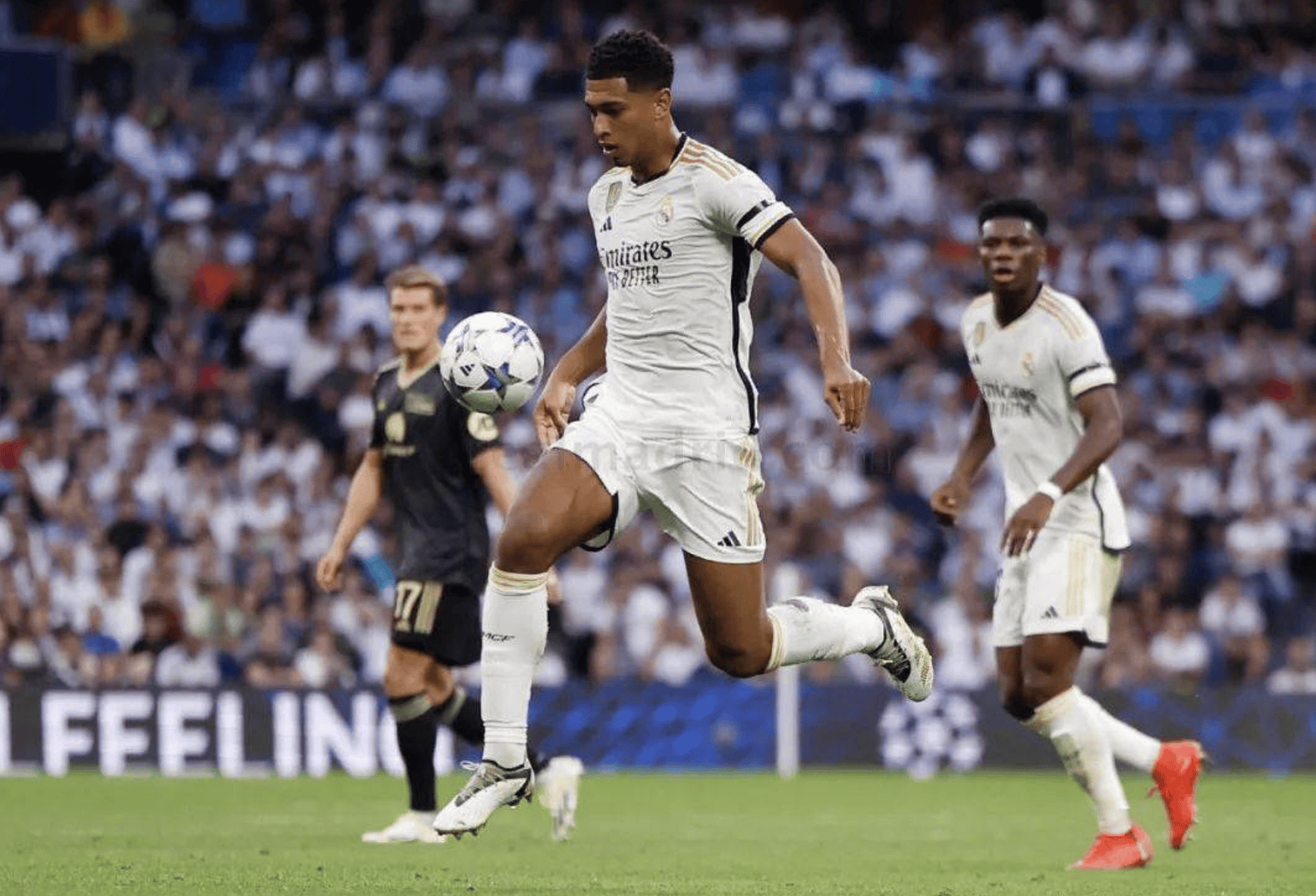 关于皇马-险胜马赛,欧冠晋级形势坚挺的信息 关于皇马-险胜马赛,欧冠晋级形势坚挺的信息