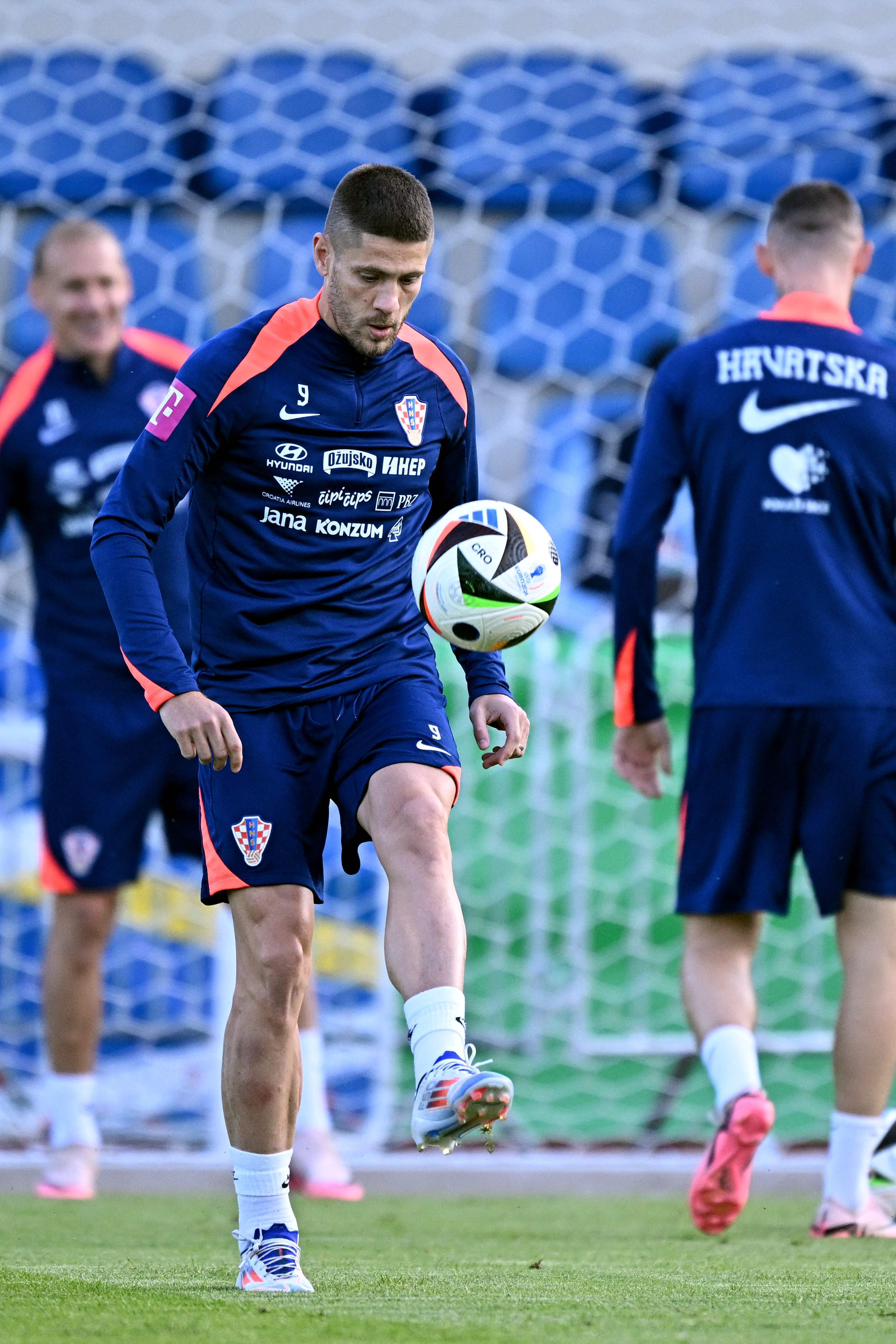 克罗地亚队在欧洲杯预选赛中再次告捷,实力凸显的简单介绍 克罗地亚队在欧洲杯预选赛中再次告捷,实力凸显的简单介绍