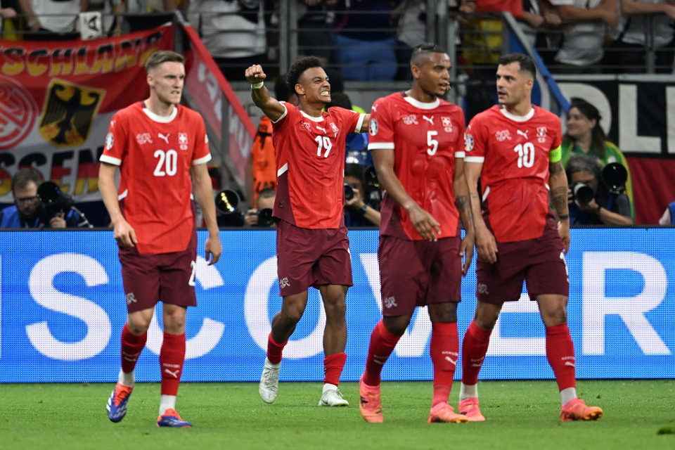 -意大利豪取胜利,士气高涨 -意大利豪取胜利,士气高涨