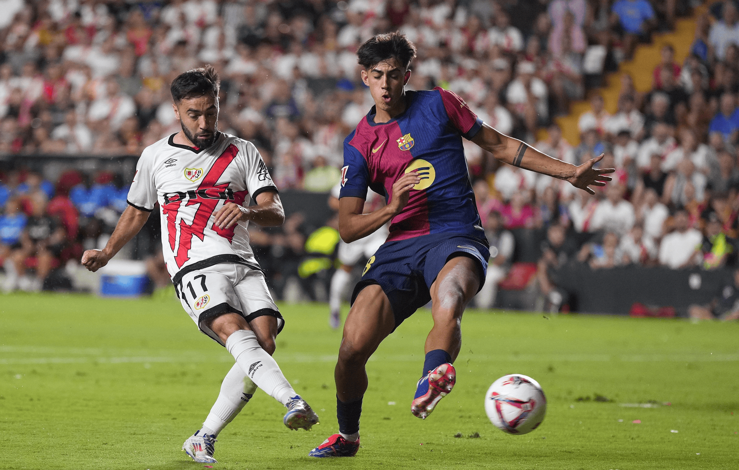 职业足球联赛球队发挥不俗获赞 职业足球联赛球队发挥不俗获赞