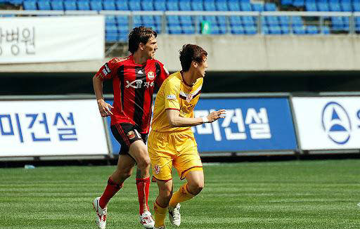 天津天海不出所料取胜首尔FC，保持晋级希望