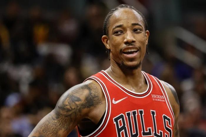 管理层决定实行新政策,球员纷纷表态 管理层决定实行新政策,球员纷纷表态