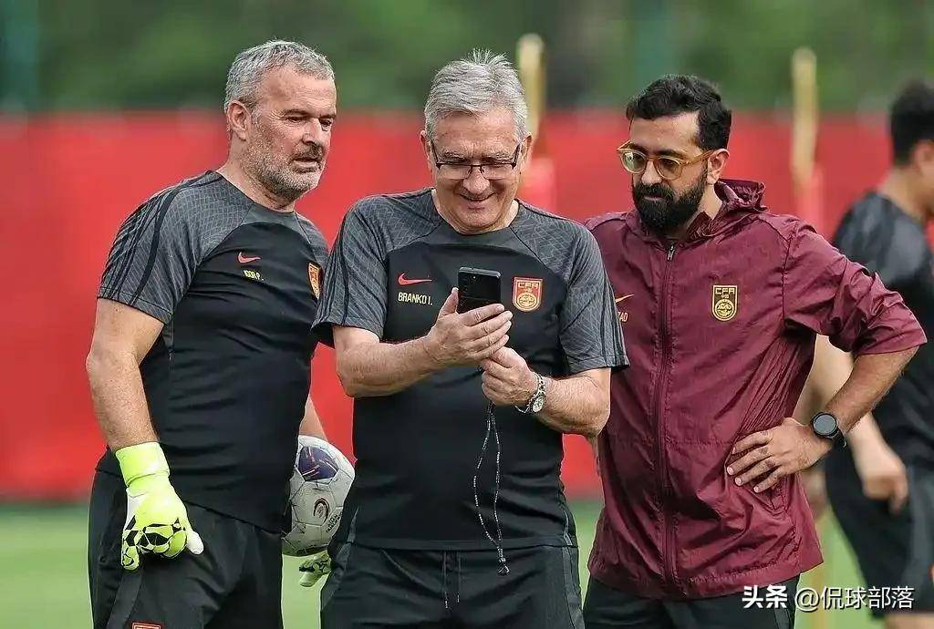 克塞塔球员伤愈复出,提升球队战斗力 克塞塔球员伤愈复出,提升球队战斗力