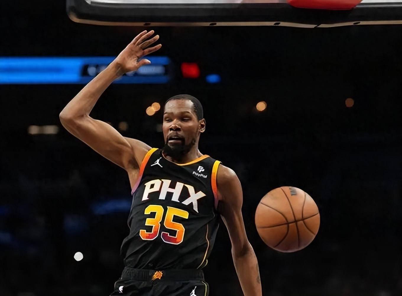 不仅是篮球!NBA巨星的慈善行为 不仅是篮球!NBA巨星的慈善行为