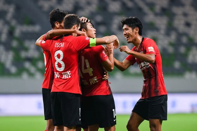 韩国足球代表团表现亮眼,稳坐积分榜榜首 韩国足球代表团表现亮眼,稳坐积分榜榜首