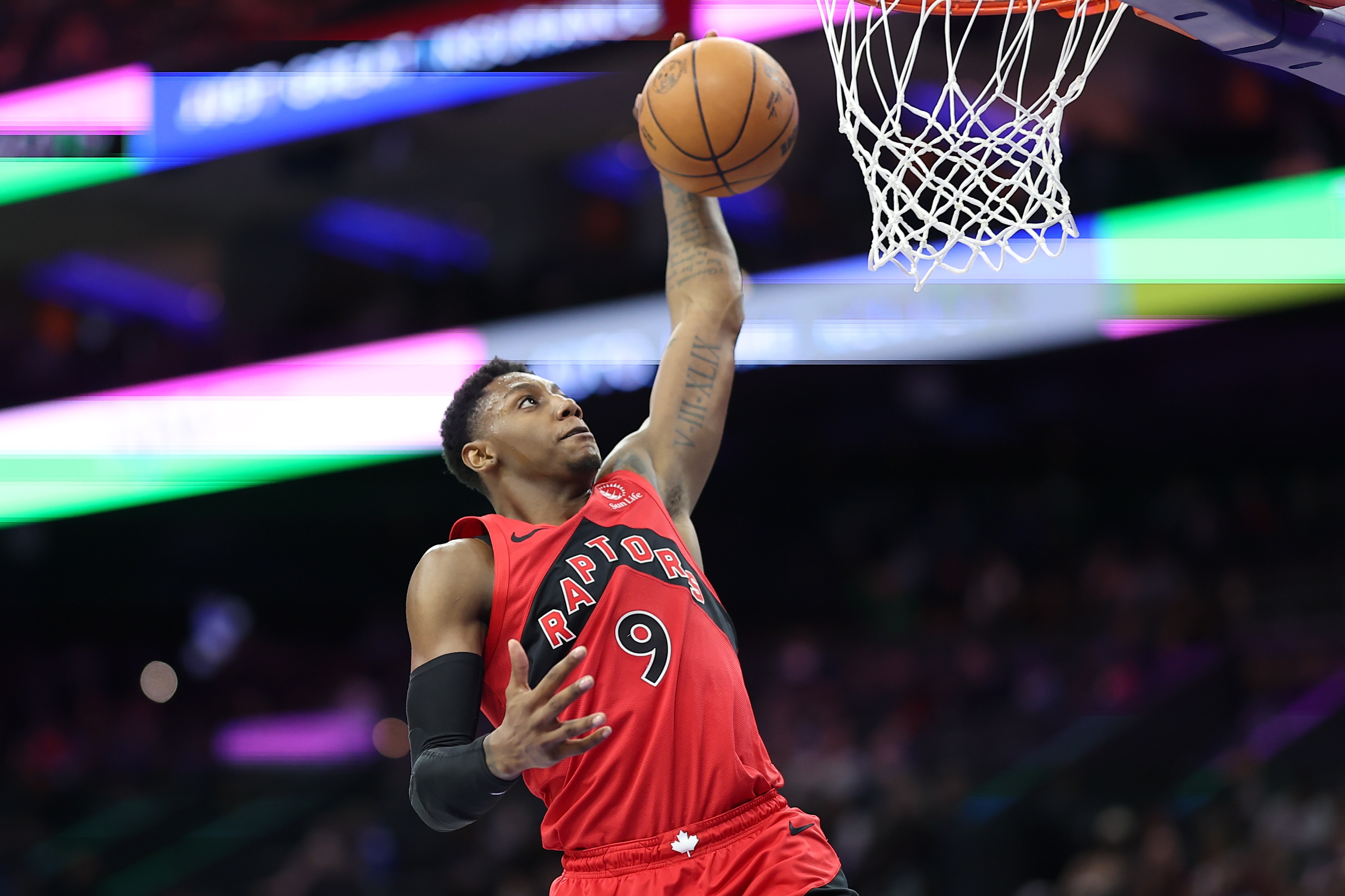 包含猛龙队全队集体进入休息期，备战下一场比赛的词条