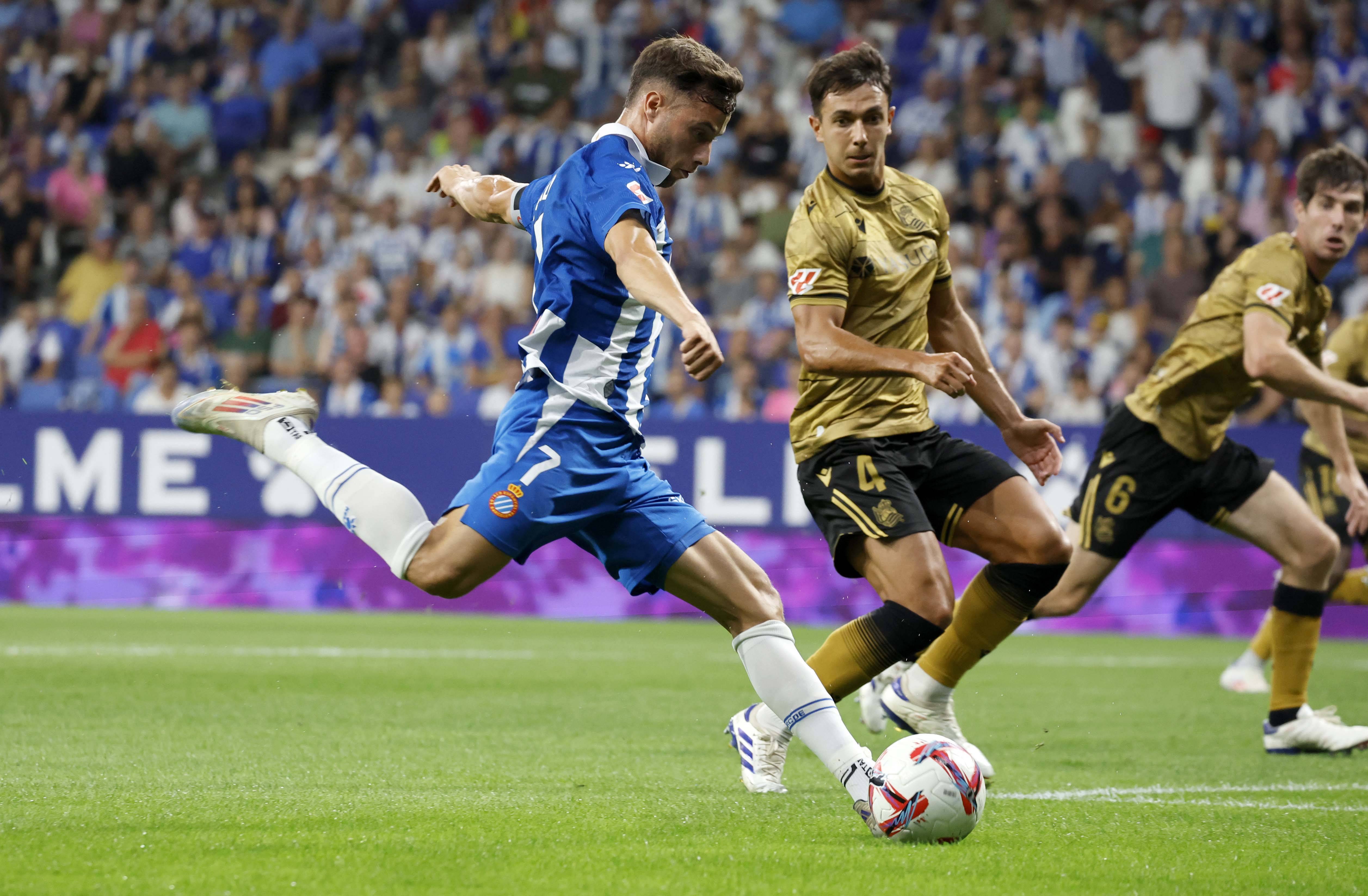 皇家社会连挫两球队,联赛排名攀升的简单介绍 皇家社会连挫两球队,联赛排名攀升的简单介绍