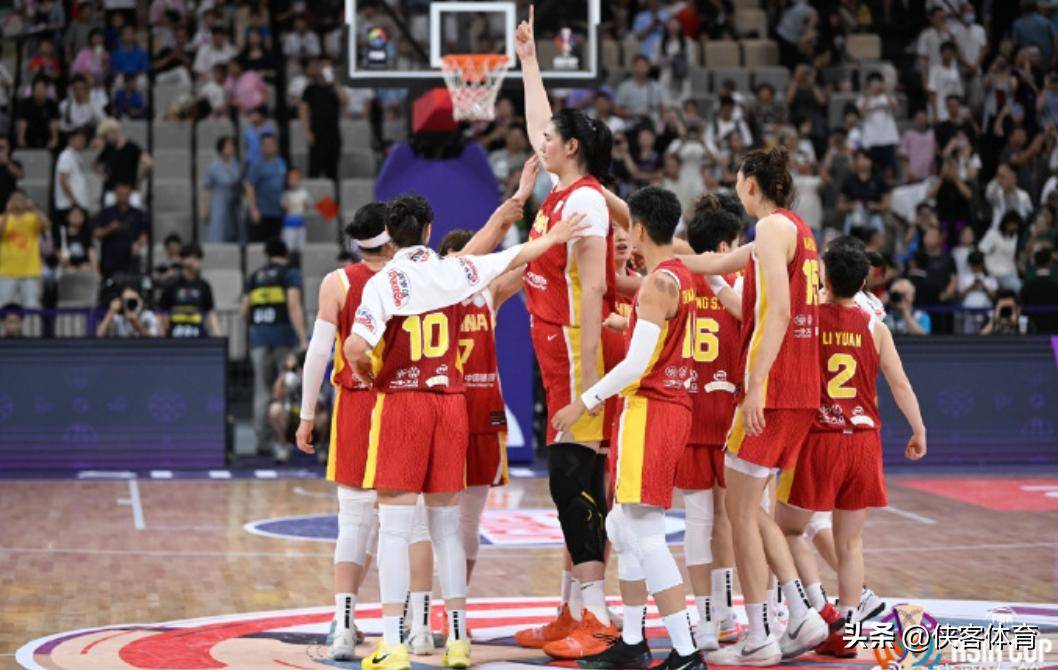 日本篮球联赛经典对决开始,东西区球队火爆较量的简单介绍 日本篮球联赛经典对决开始,东西区球队火爆较量的简单介绍