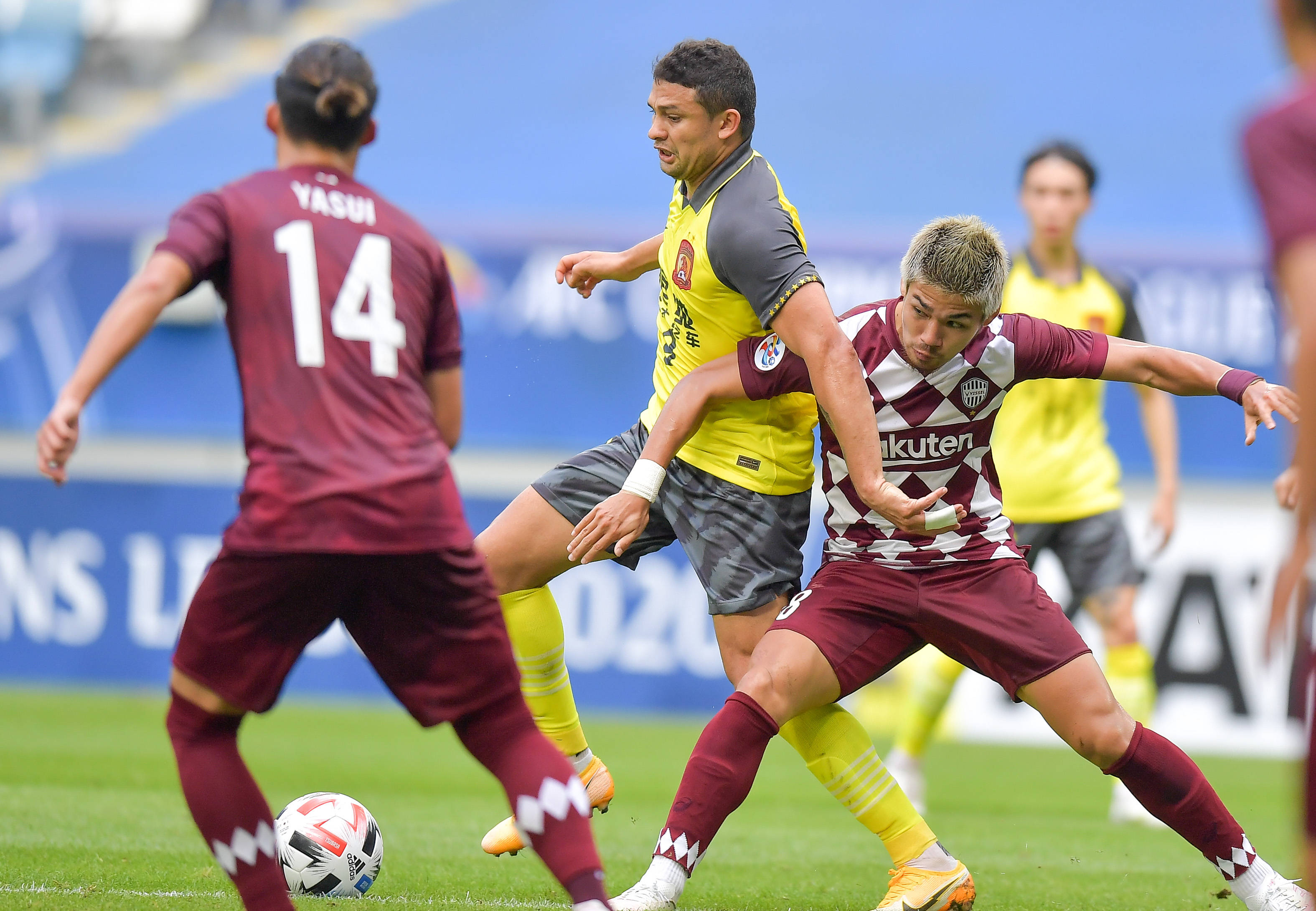 广州恒大淘宝封堵对手攻击控场取胜收获胜利