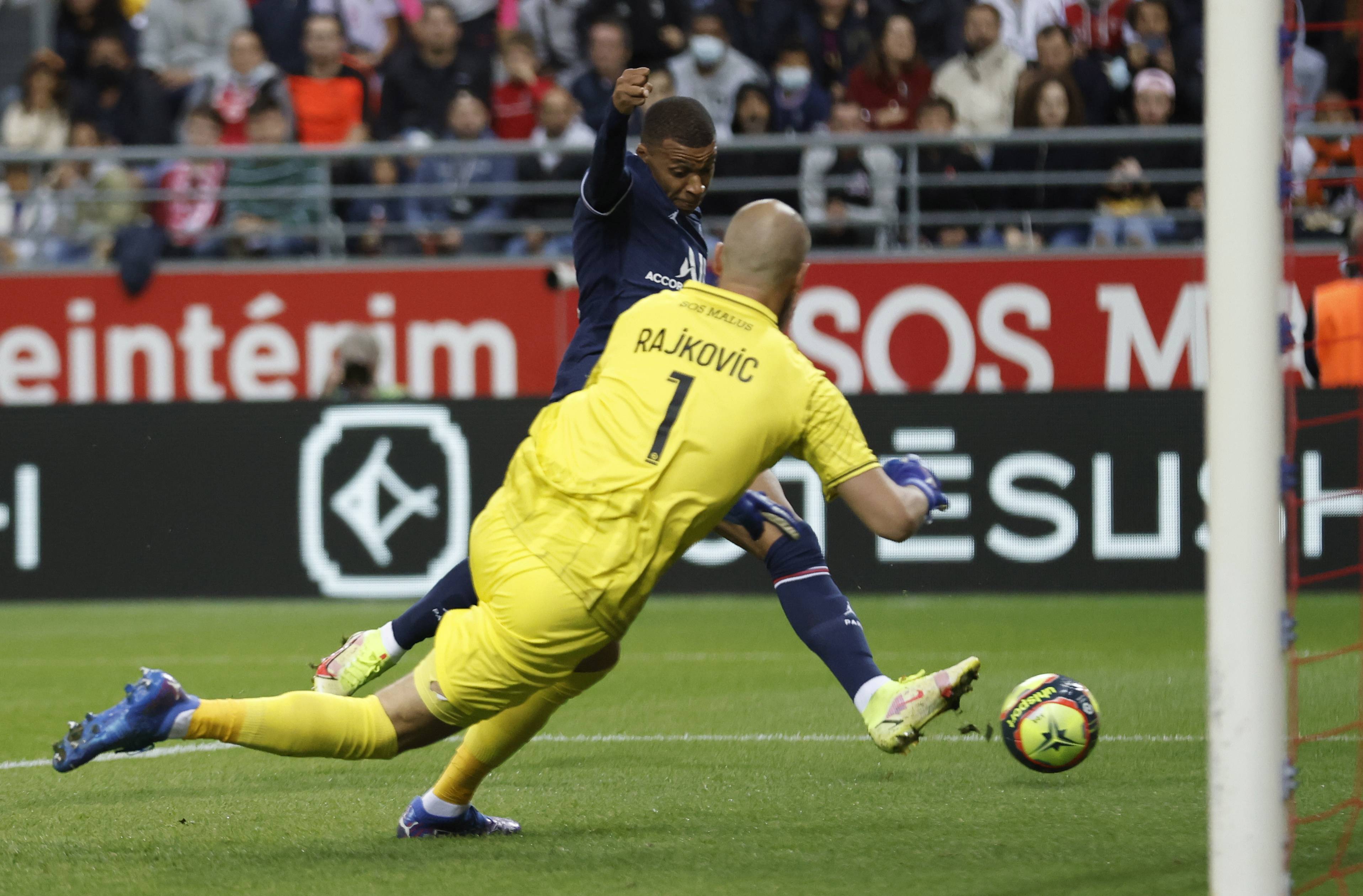 兰斯继续高歌猛进,坚定冲击法甲榜前列的简单介绍 兰斯继续高歌猛进,坚定冲击法甲榜前列的简单介绍