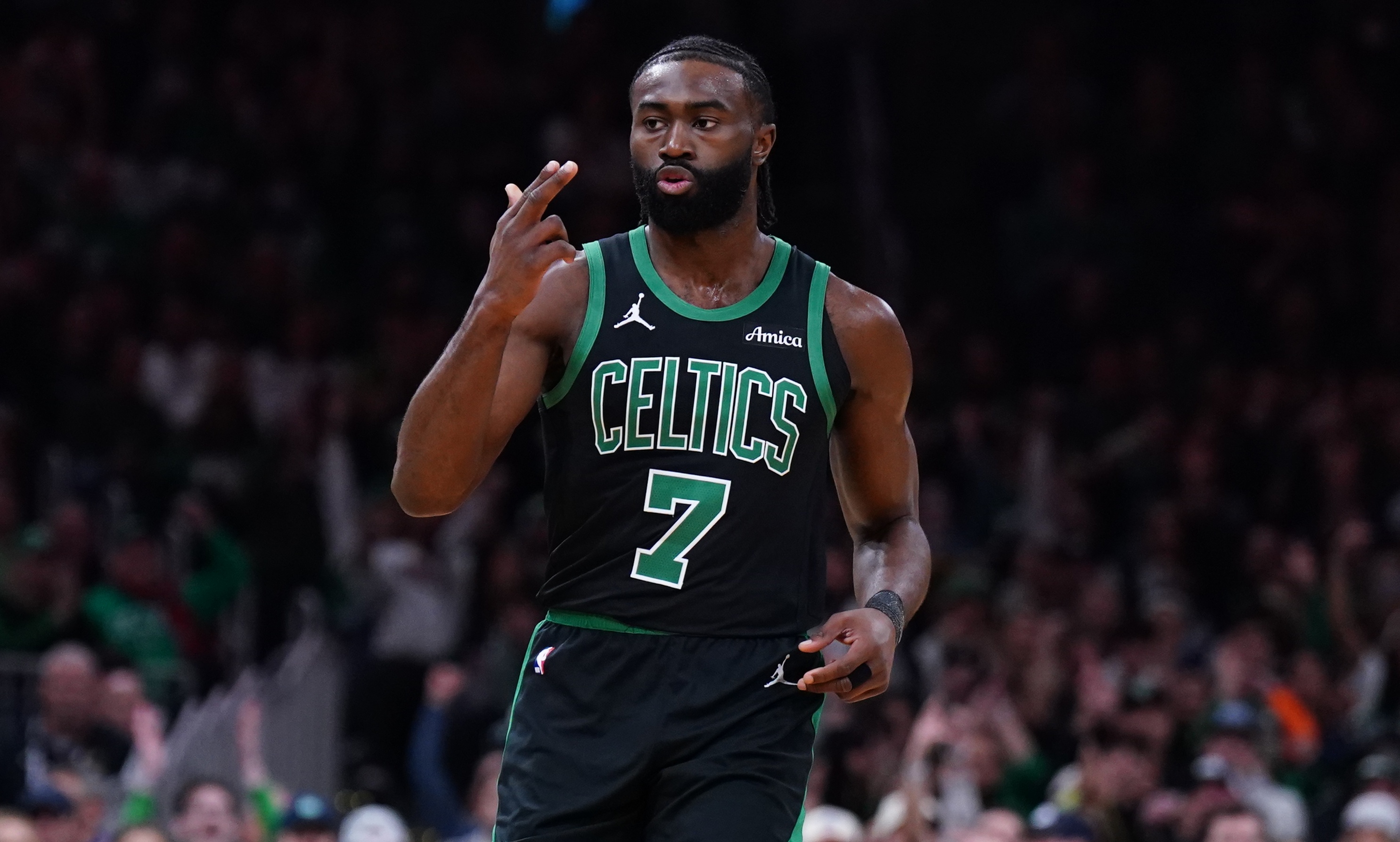 凯尔特人横扫猛龙,顺利晋级进入次轮 凯尔特人横扫猛龙,顺利晋级进入次轮