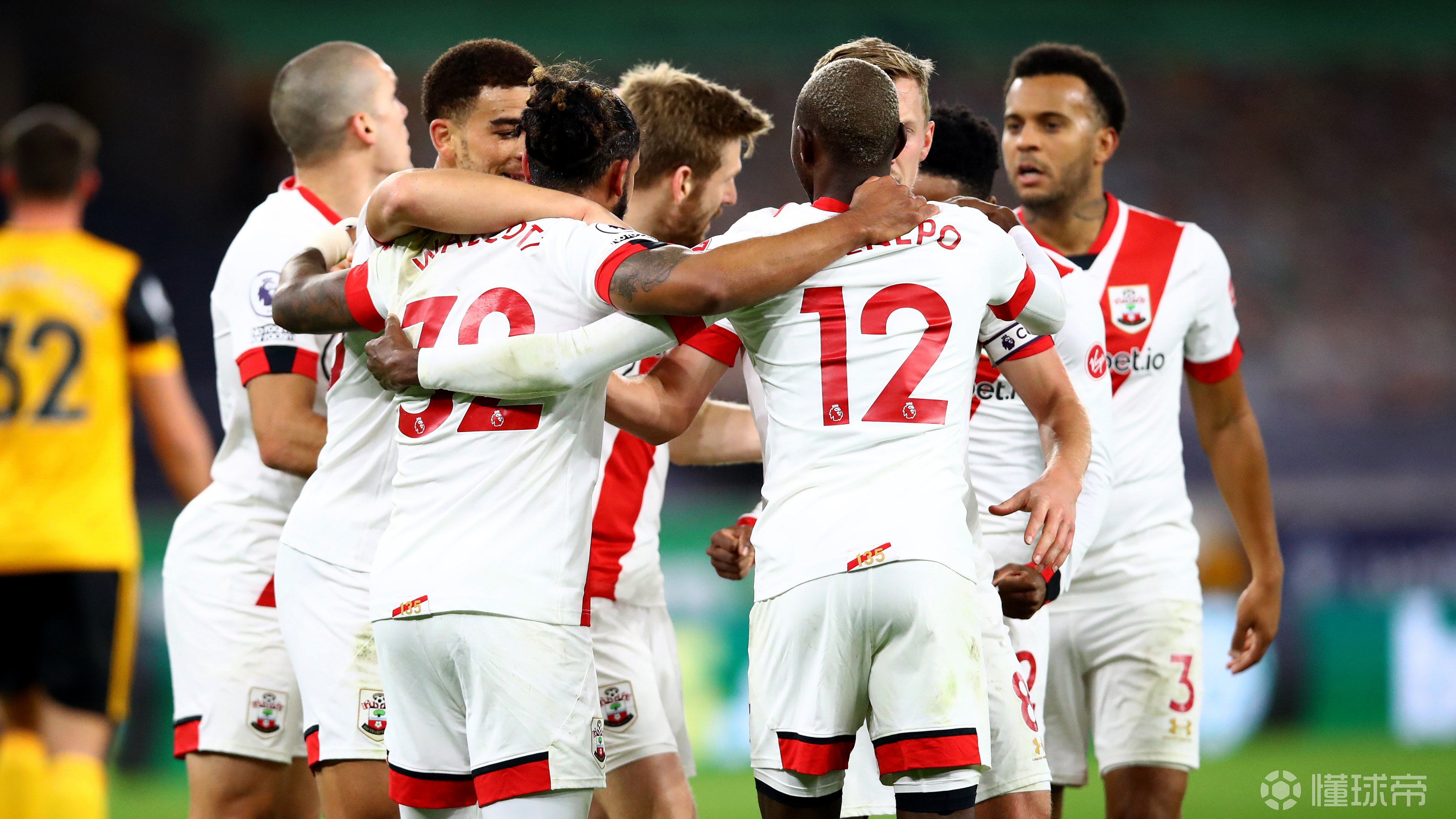 狼队客场战平，保持不败纪录的简单介绍