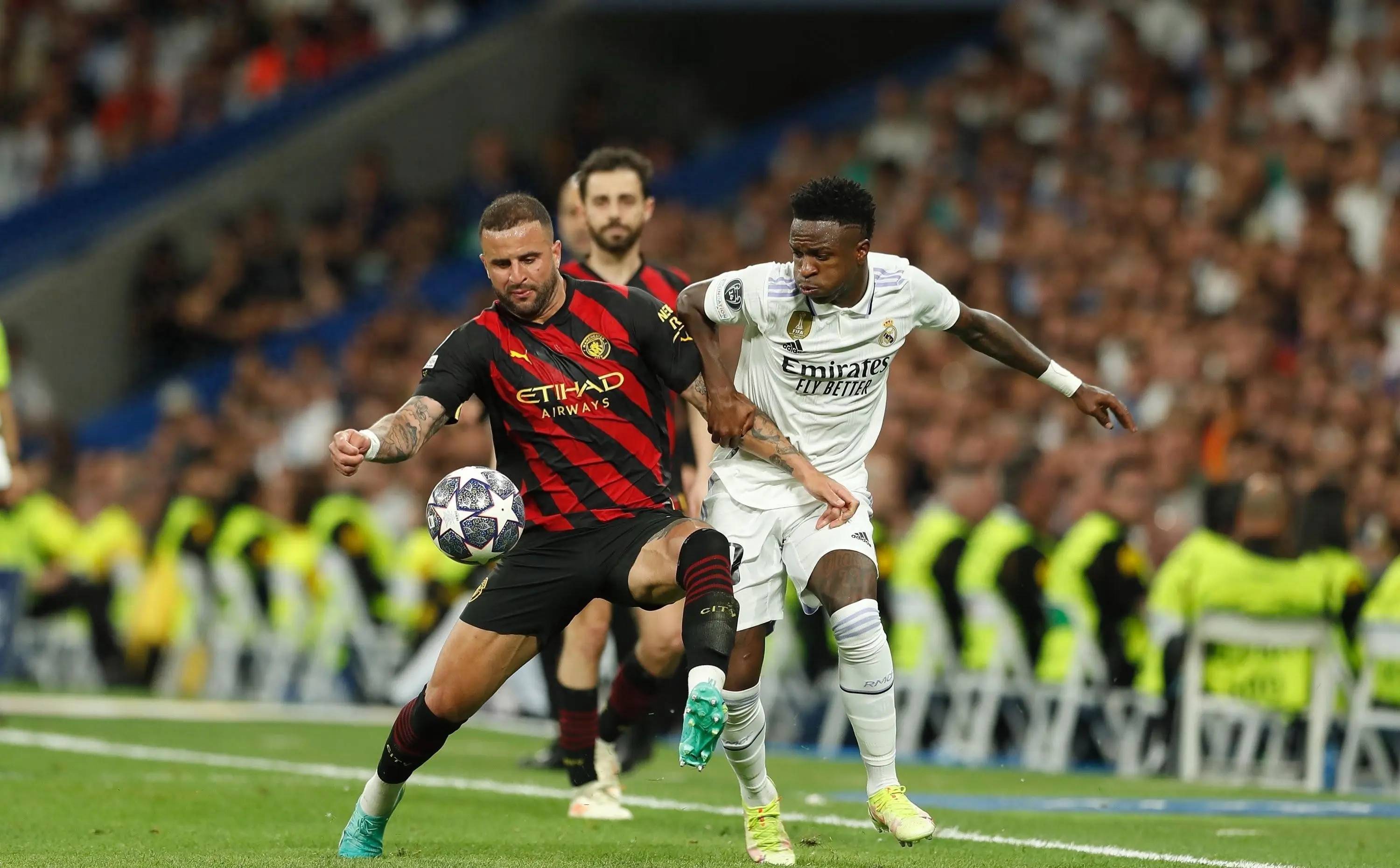 勒沃库森客场击败多特蒙德,取得关键胜利 勒沃库森客场击败多特蒙德,取得关键胜利